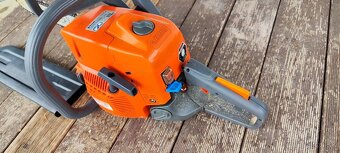 Predám motorovú pílu Oleo-Mac 947. - 5