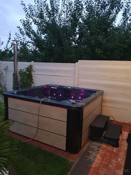 Hranatá akrylátová vírivka PREMIUM - 5