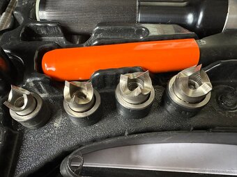 Predám hydraulickú dierovaciu pumpu Alfra Tristar Plus - 5