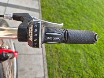 Bicykel SPECIALIZED Hotrock24´ - 5