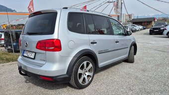 Volkswagen Touran 2.0 TDI Cross 7 miestne - 5