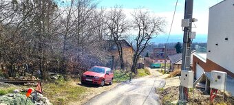 PEKNÝ STAVEBNÝ POZEMOK 584m2 V RAČI S KRÁSNYM VÝHĽADOM. - 5