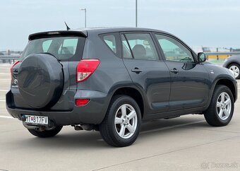 Toyota RAV 4 2,2 diesel 4x4 rok 2007 nová STK - 5