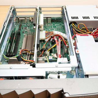 Priemyselné PC Siemens IPC647D 6AG4112-2KP31-0BX0 - 5