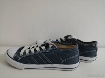 FILA - 5
