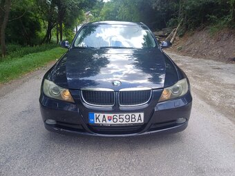 BMW E90 2.0d - 5