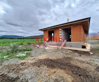 Oedáme 4izbový tehlový bungalov Ruskov, všetky ISpozemok 606 - 5