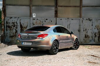 Opel Insignia 2.8 V6 Turbo ECOTEC Cosmo A/T - 5