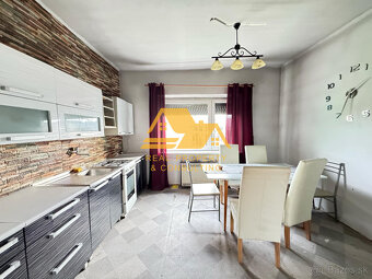 🏡 Csendes otthon várja új tulajdonosát Naszvadon nyugott utc - 5