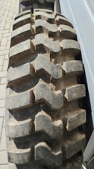 Kolesa 7t vlecka 10,50-16 - 5