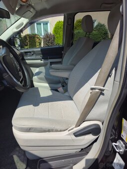 Predam chrysler grand voyager 2.8 - 5