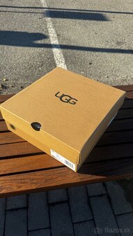 UGG LOWMEL SAND - 5