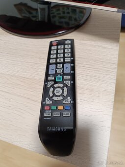 Samsung P2470HD - 24" monitor s TV tunerom - 5