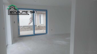 POSLEDNÝ RODINNÝ DOM - BUNGALOV na ul. Čvikotu v PRIEVIDZI - 5