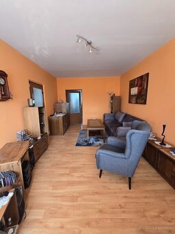 Ponúkam na predaj 2 izbový byt s balkónom, Poprad - 5