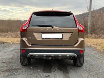 Volvo XC60 D5 AWD 2010 - 5