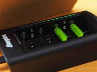 nabíjačka Energizer CHFC3 + 2x 2700mAh baterka - 5