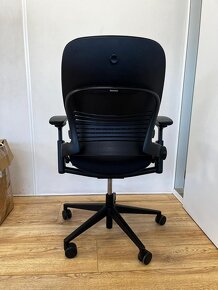Kancelárska stolička Steelcase Leap V2 - 5