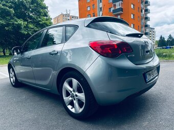 Opel Astra J 1.7 CDTI - 5