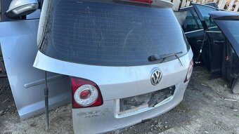 Kufrové dvere na autá zn. Škoda a Volkswagen - 5
