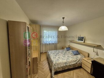 Predaj 3-izb. byt Nitra-centrum,106 m2,garáž, záhradka, Exkl - 5