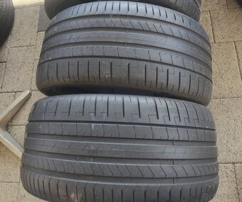 285 30r21 letne pneu. - 5