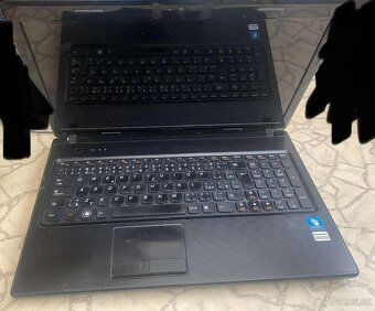 Predám notebook Lenovo IDEAPAD G570 intel 2 jadro 4 gb ram 5 - 5