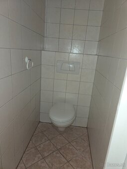 Ponúkam obchodné priestory,  možnosť prevádzky - 5