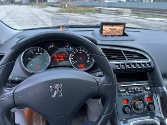 Peugeot 3008 2.0 HDI Feline - 5