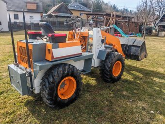 Japonský Nakladač TCM808 3,6T - 5