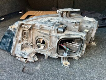 Audi A4 B8 Xenonovy Svetlomet -led denne svietenie - 5