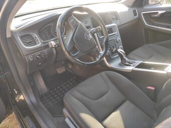 Volvo V60 2,0L - 5