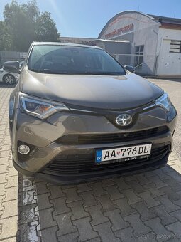 Toyota RAV4, 2018, 2.5l 114kW, benzín - hybrid, automat, 4x4 - 5