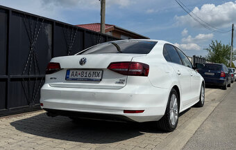 Volkswagen Jetta 2.0 TDI 150k Highline DSG - 5