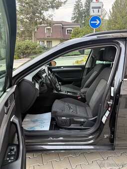 Volkswagen Passat Variant 2.0 TDI EVO Business - 5