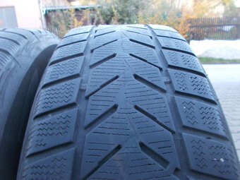 Pneumatiky Vredestein 215/60R16 zimné 2ks - 5