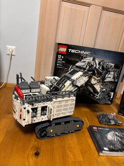 Lego 42100 - Liebherr Bager R9800 - 5