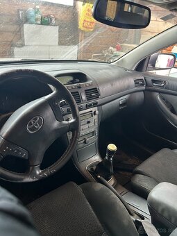 Toyota Avensis 2.2 diesel 2006 - 5