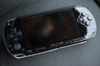 Sony PSP 1004 piano black 64 GB + 2 hry podľa výberu - 5