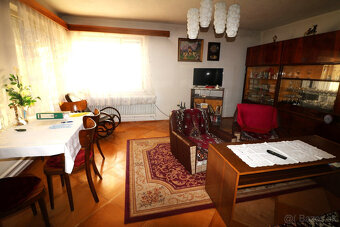 PREDAJ RODINNÝ DOM DIVINKA S VEĽKÝM POZEMKOM - 5