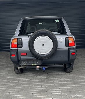 Rav 4 2,0 LPG 4X4 - 5