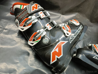 JUNIORSKÉ LYŽIARKY NORDICA DOBERMANN TEAM 80 36,5-37,5 EUR - 5