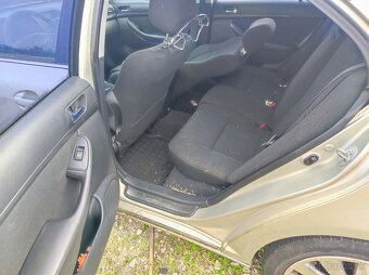 Toyota Avensis 2,0 D4D - 5