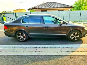 ŠKODA SUPERB 2 LIMUSINE 2,0 TDI 103KW. - 5