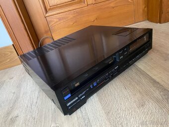 HiFi Stereo video rekordér UNIVERSUM - 5