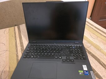 Lenovo Legion Pro 5 16IRX9 Onyx Grey i9-14900Hx Rtx4060 140W - 5