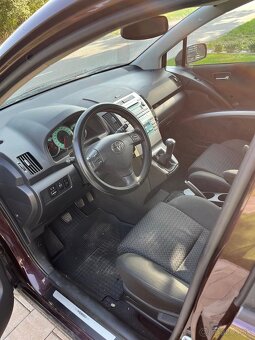 Predam rodinne MPV Toyota Corolla Verso D-4-D - 5