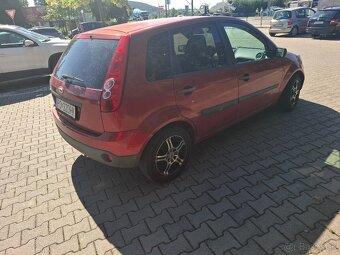 Ponúkam na predaj Ford fiesta 1.3 51 kw r.v 2006 - 5