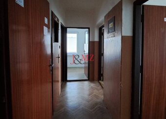 Budova 4 bytové jednotky a Rodinný dom, Kalná nad Hronom (SM - 5