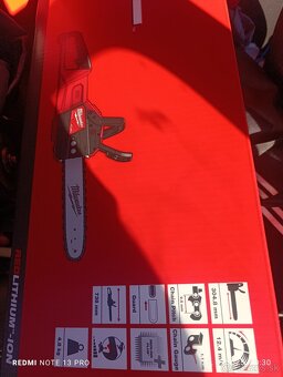 Milwaukee reťazová píla FCHS - 5